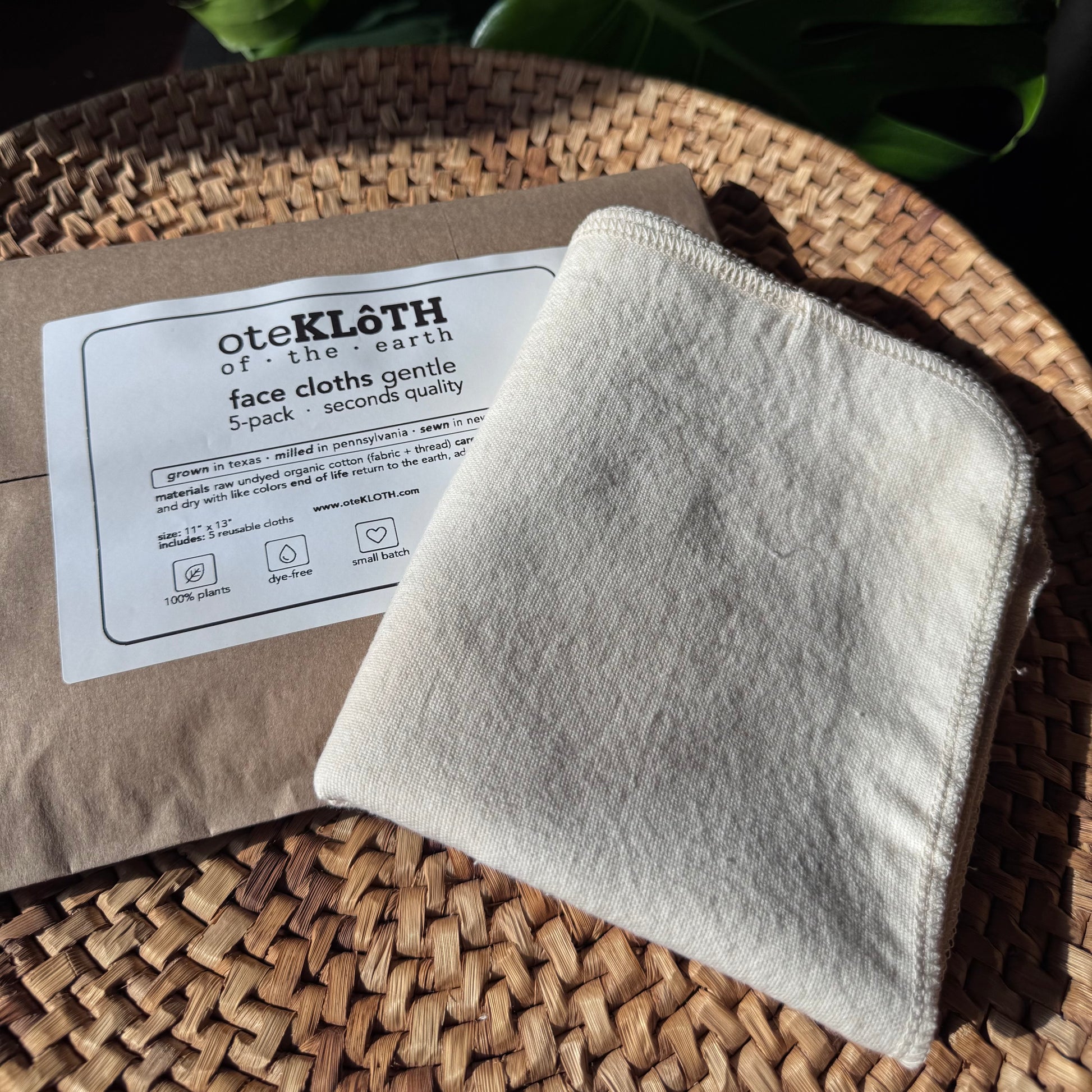 SECONDS: save 50% - oteKLôTH